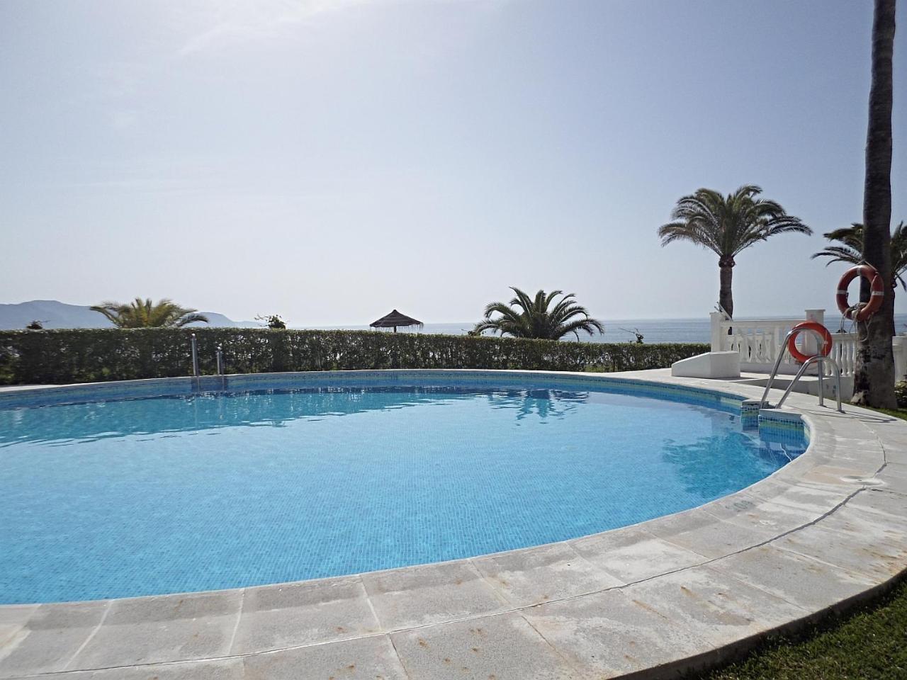 Palmeras 9 Menyber Appartement Nerja